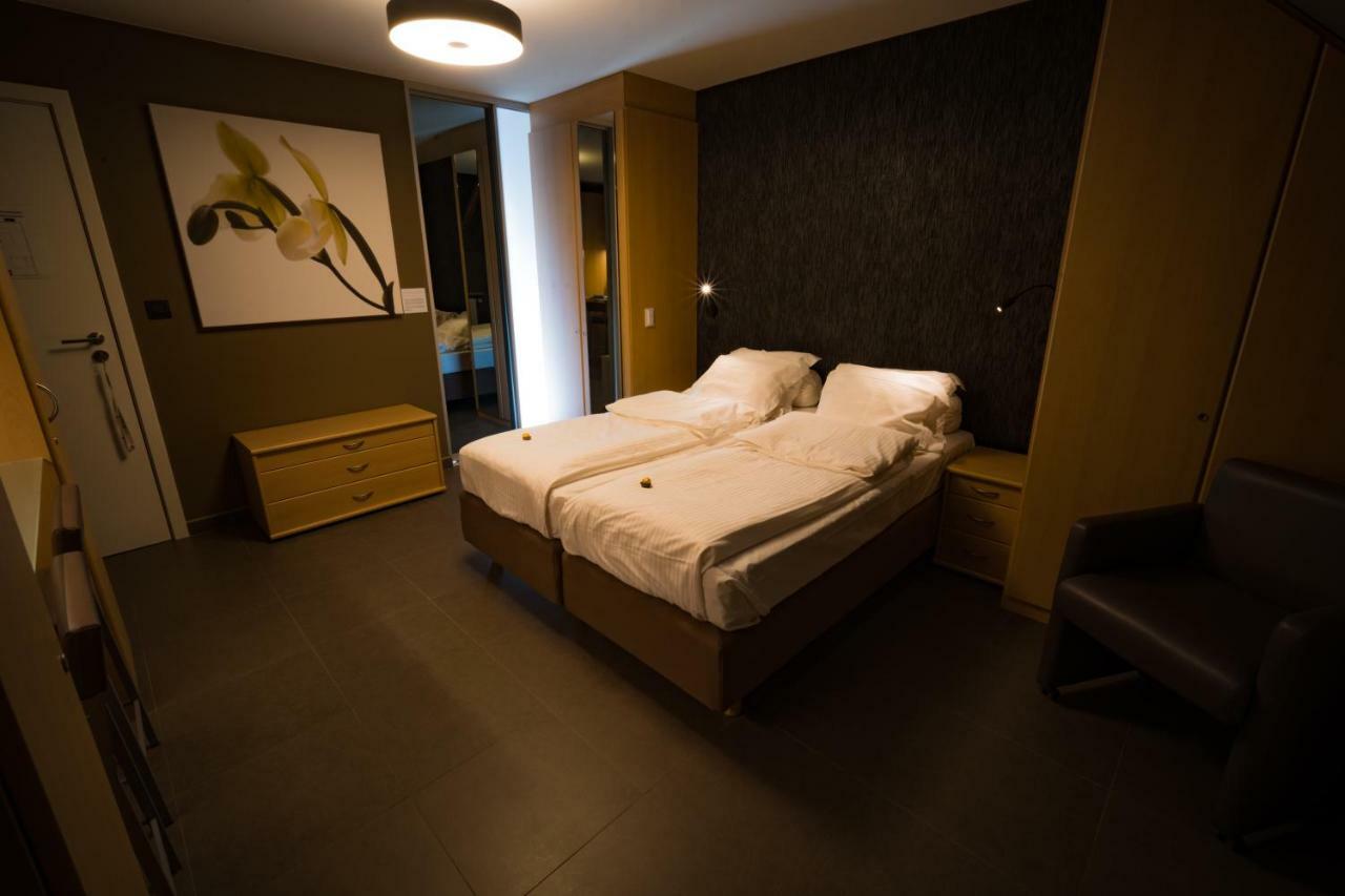 Su'Ro Bed And Breakfast ヘント エクステリア 写真